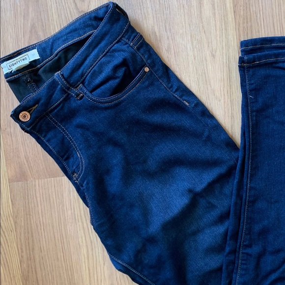 Eighty Two Jr. Ladies Skinny Jeggings - Picture 3 of 16